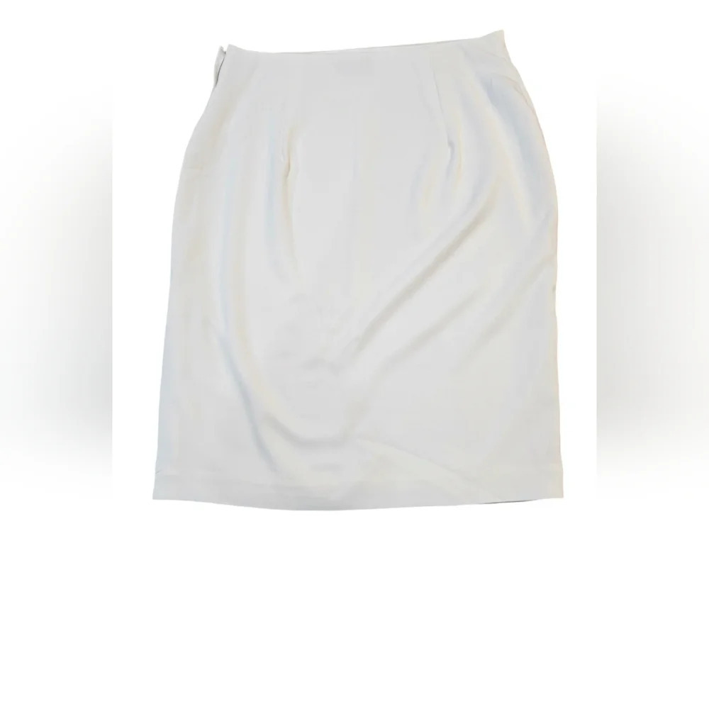 Worthington - Fitted Pleaded Skirt NWOT​​​​​ - Picture 4 of 11